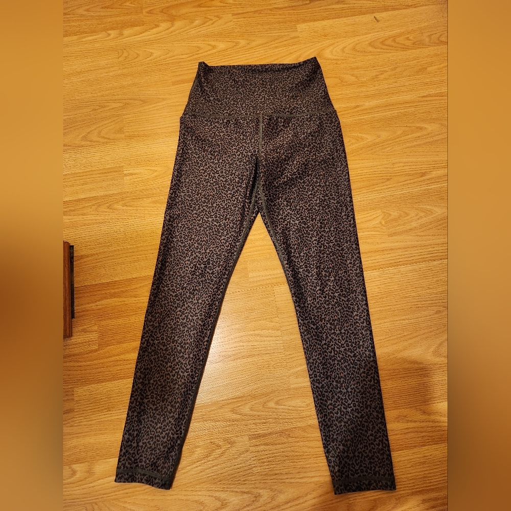 Aerie offline medium animal print legging
